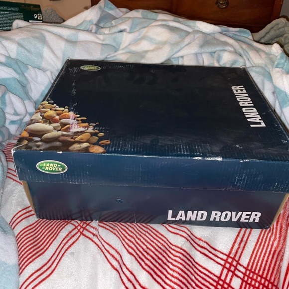 Land Rover Boots - Picture 3 of 3
